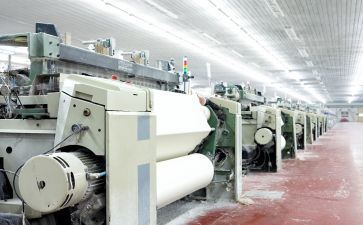 La couverture de la toiture en fibre de verre est imperméable 1